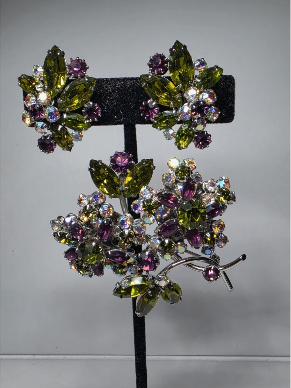 Vintage VENDOME Signed Rhinestone Flower Bouquest Brooch Pin & Earrings Set
